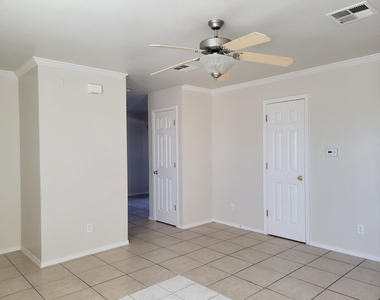 10051 Railroad Drive - Photo Thumbnail 6