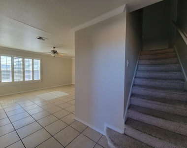10051 Railroad Drive - Photo Thumbnail 3