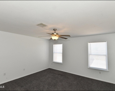 1591 Hartsdale Drive - Photo Thumbnail 12