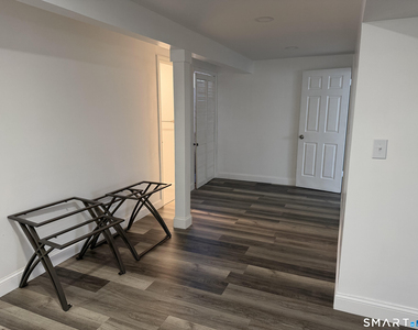 96 Neill Drive - Photo Thumbnail 7