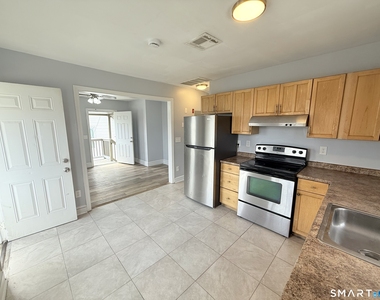 31 Beecher Avenue - Photo Thumbnail 5