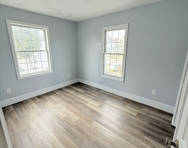 31 Beecher Avenue - Photo Thumbnail 14