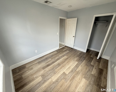 31 Beecher Avenue - Photo Thumbnail 12