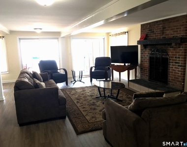 989 Fairfield Beach Road - Photo Thumbnail 12