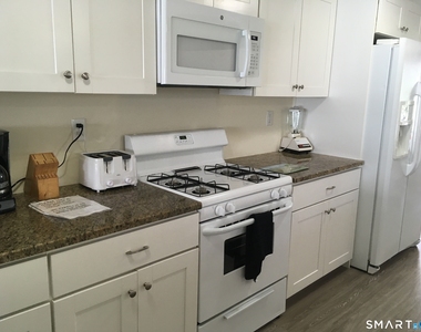 989 Fairfield Beach Road - Photo Thumbnail 2