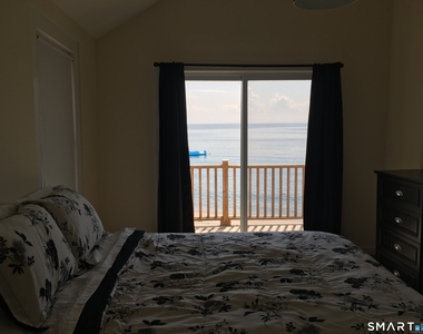 989 Fairfield Beach Road - Photo Thumbnail 16