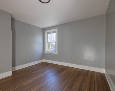216 Howard Avenue - Photo Thumbnail 20
