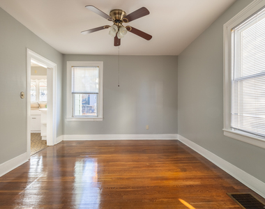 216 Howard Avenue - Photo Thumbnail 5