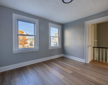 216 Howard Avenue - Photo Thumbnail 16