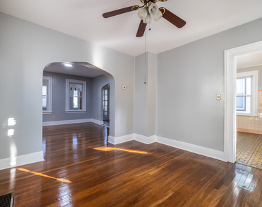 216 Howard Avenue - Photo Thumbnail 6