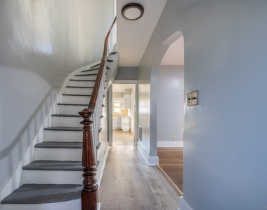 216 Howard Avenue - Photo Thumbnail 11