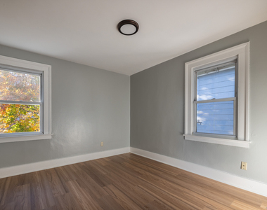 216 Howard Avenue - Photo Thumbnail 18