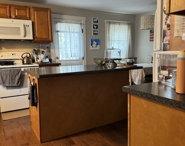 91 Williams Avenue - Photo Thumbnail 7