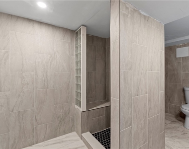 813 Bower Hill Rd - Photo Thumbnail 11