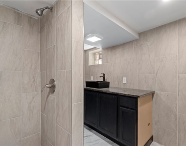813 Bower Hill Rd - Photo Thumbnail 10