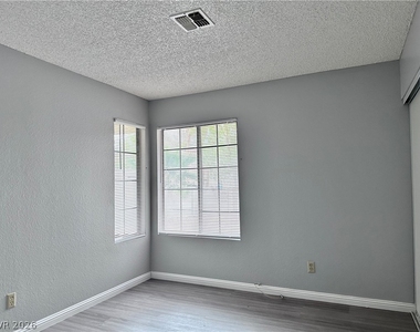 8413 Dunphy Court - Photo Thumbnail 7