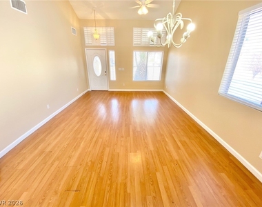 5828 Fern Gully Way - Photo Thumbnail 1