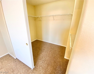 5828 Fern Gully Way - Photo Thumbnail 26