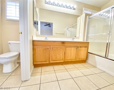 5828 Fern Gully Way - Photo Thumbnail 27