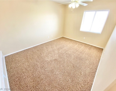 5828 Fern Gully Way - Photo Thumbnail 8