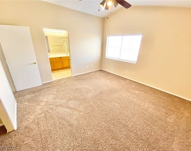 5828 Fern Gully Way - Photo Thumbnail 25