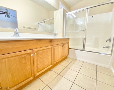 5828 Fern Gully Way - Photo Thumbnail 29