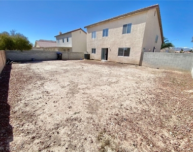 5828 Fern Gully Way - Photo Thumbnail 30