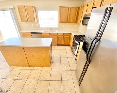 5828 Fern Gully Way - Photo Thumbnail 5