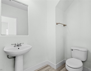 5568 Jelsma Avenue - Photo Thumbnail 8
