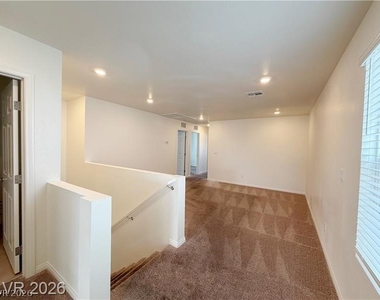 6983 Cottage Vista Avenue - Photo Thumbnail 11