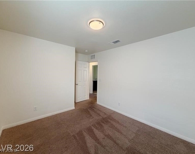 6983 Cottage Vista Avenue - Photo Thumbnail 20