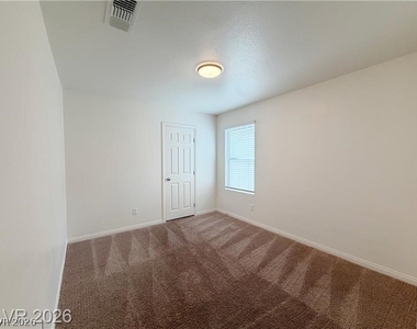 6983 Cottage Vista Avenue - Photo Thumbnail 18
