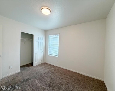 6983 Cottage Vista Avenue - Photo Thumbnail 23