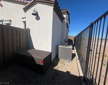1533 Franklin Lane - Photo Thumbnail 67