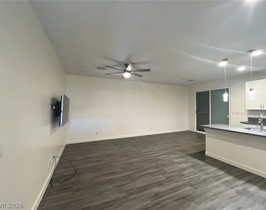 1533 Franklin Lane - Photo Thumbnail 10