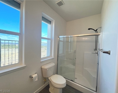 1533 Franklin Lane - Photo Thumbnail 33