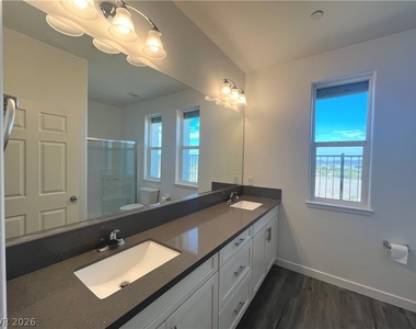 1533 Franklin Lane - Photo Thumbnail 32