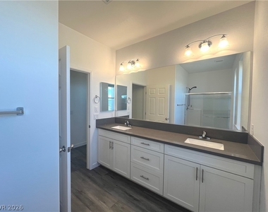 1533 Franklin Lane - Photo Thumbnail 31