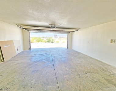 1080 S Karen Court - Photo Thumbnail 12