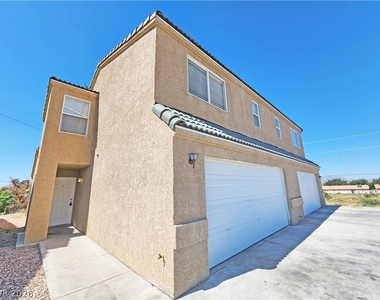 1080 S Karen Court - Photo Thumbnail 2