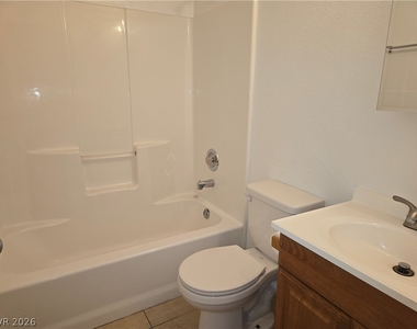805 Utah Street - Photo Thumbnail 10