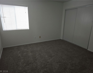 805 Utah Street - Photo Thumbnail 11