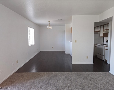 805 Utah Street - Photo Thumbnail 8