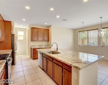 6629 Dome Rock Street - Photo Thumbnail 10