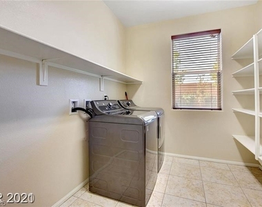 6629 Dome Rock Street - Photo Thumbnail 12