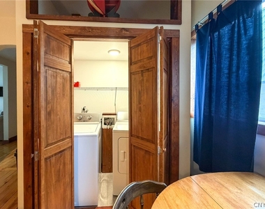 1015 White Place - Photo Thumbnail 9
