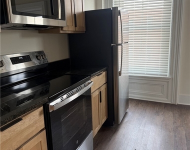 109 Main Street - Photo Thumbnail 14