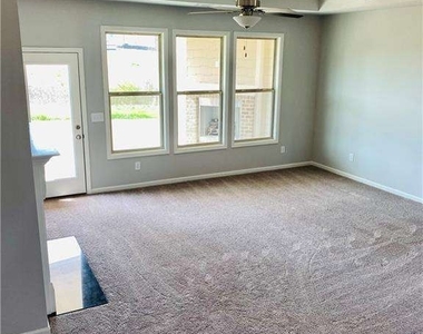 3070 Andover Trail - Photo Thumbnail 15