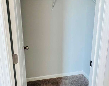 3070 Andover Trail - Photo Thumbnail 29