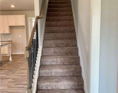 3070 Andover Trail - Photo Thumbnail 8
